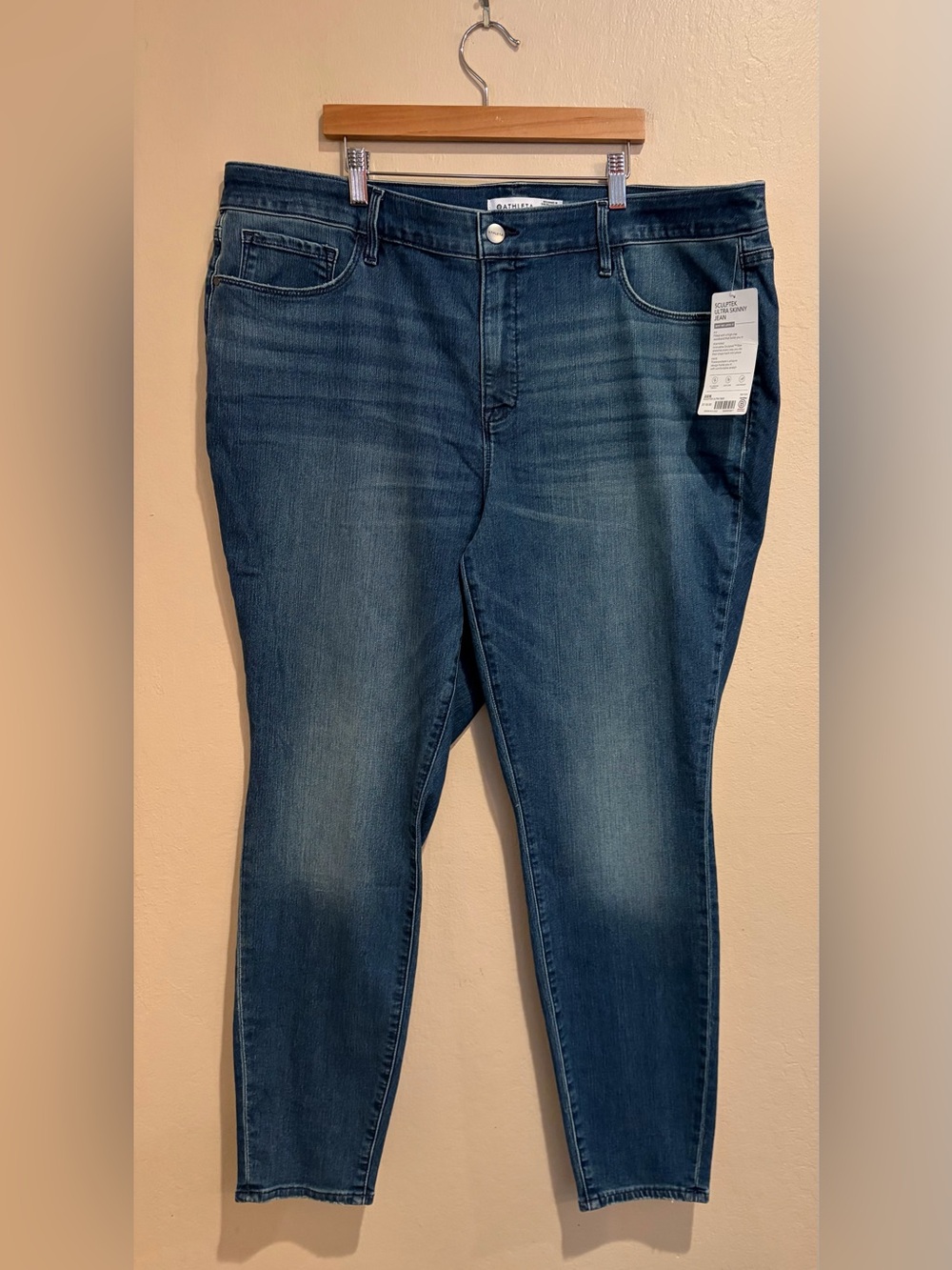 Athleta Plus Size Sculptek Ultra Skinny Jeans, size 22, NWT, Stretch Comfy